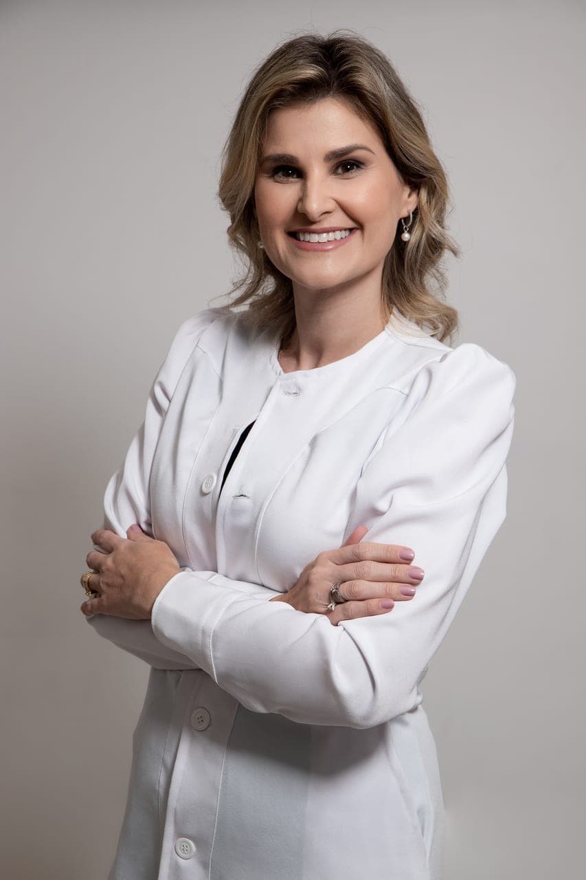 Dra. Jaqueline Baiocchi — fisioterapeuta especialista em linfedema, lipedema e oncologia